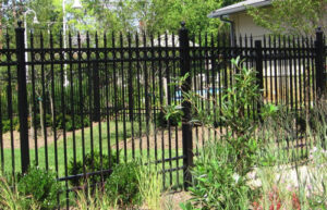 aluminum fence greenery